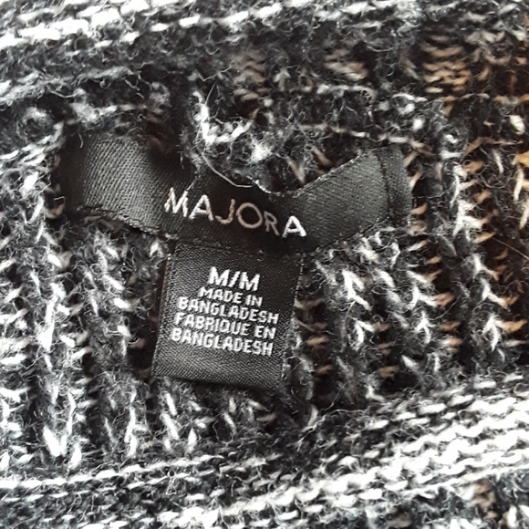 💕CUTE💕Majora Grey Sweater - Picture 6 of 6